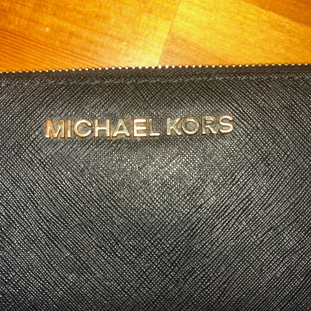 Michael Kors Black Zip-Around Wallet - Picture 3 of 7